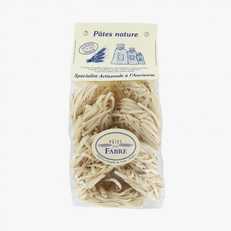 Plain tagliatelle pasta